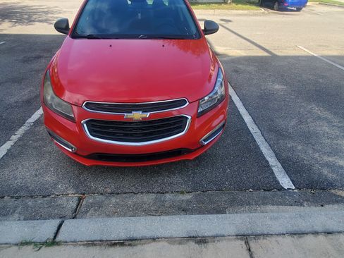 Used 2016 Chevrolet Cruze LS FWD image 4