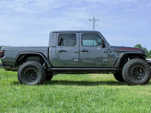Used 2021 Jeep Gladiator Rubicon AWD/4WD image 6