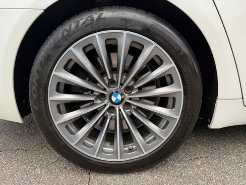 Used 2014 BMW 750Li image 22