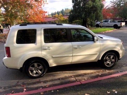 Used 2011 Honda Pilot EX-L image 2