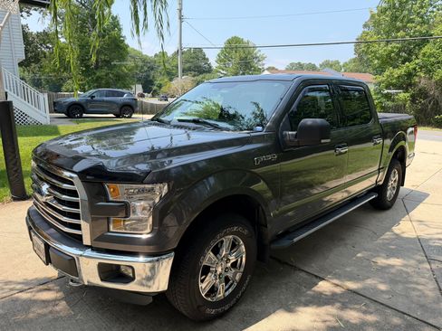Used 2016 Ford F150 XLT w/ Equipment Group 302A Luxury AWD/4WD image 1