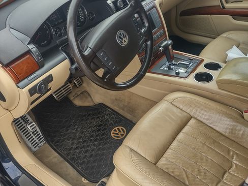 Used 2004 Volkswagen Phaeton V8 image 16