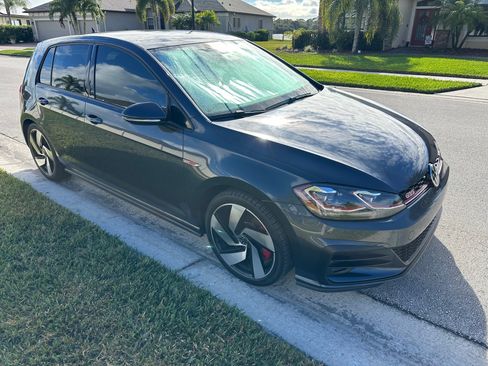 Used 2020 Volkswagen GTI SE image 1