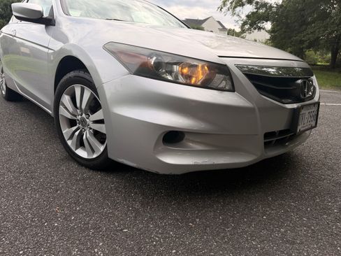 Used 2011 Honda Accord EX-L image 9