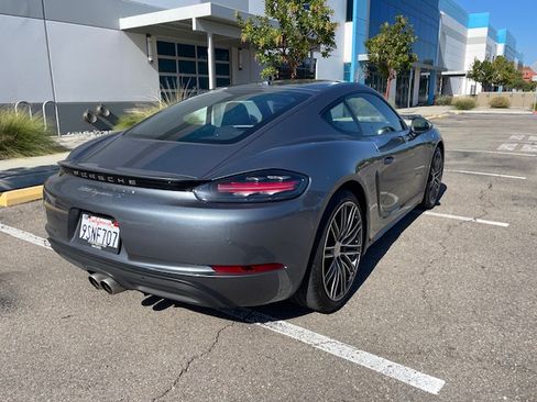 Used 2025 Porsche 718 Cayman S image 5