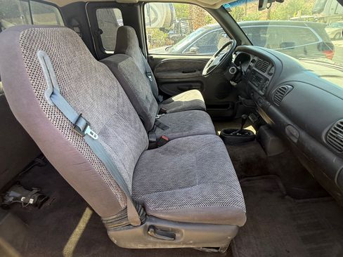 Used 1998 Dodge Ram 2500 Truck 4x4 Quad Cab image 9