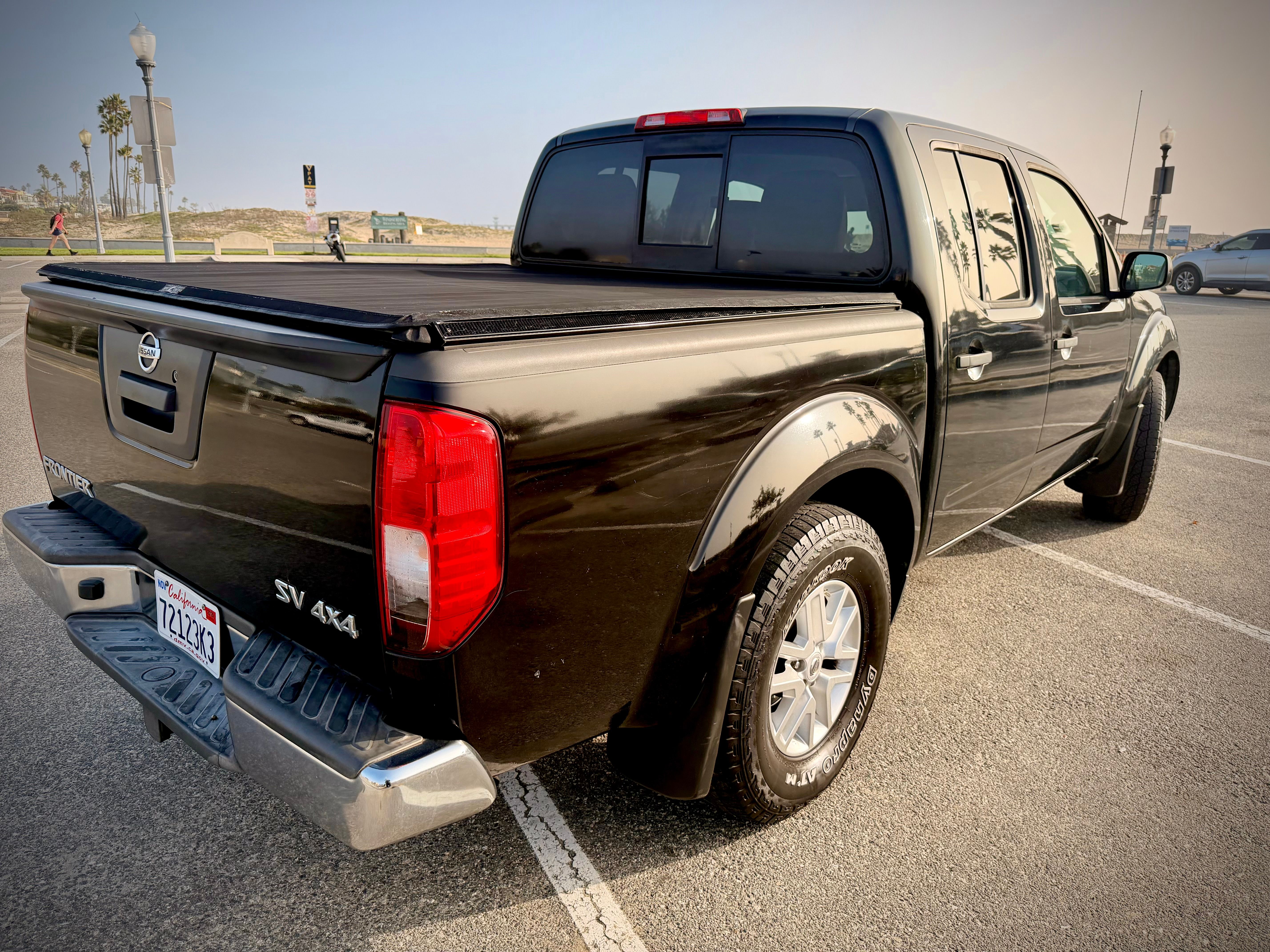 Used 2014 Nissan Frontier SV AWD/4WD image 5