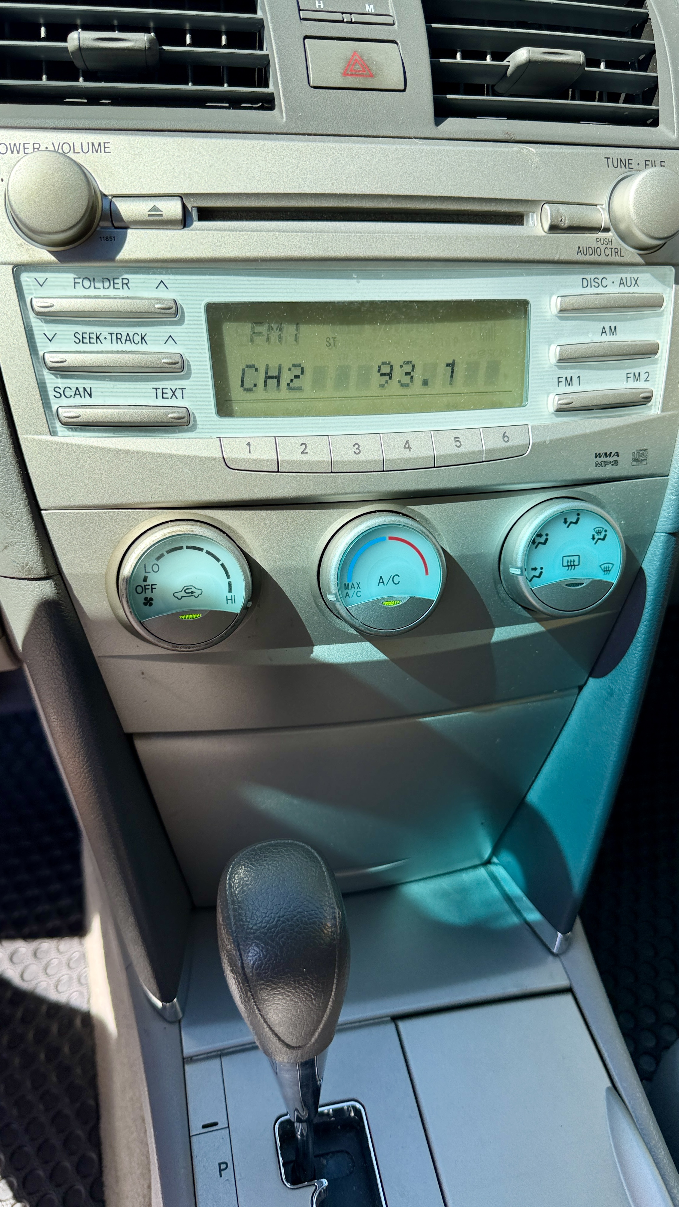 Used 2009 Toyota Camry SE FWD image 17