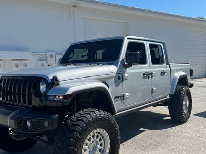 Used 2022 Jeep Gladiator Sport