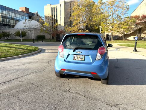 Used 2015 Chevrolet Spark LT FWD image 8