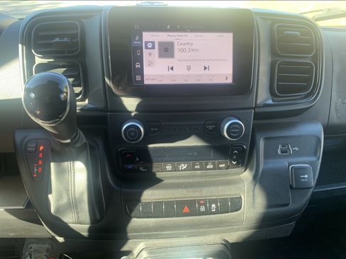 Used 2023 RAM ProMaster 2500 image 4