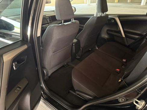Used 2016 Toyota RAV4 XLE FWD image 20