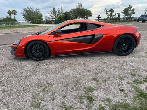 Used 2017 McLaren 570S Coupe RWD image 4