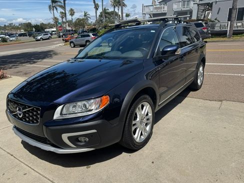 Used 2016 Volvo XC70 T5 Platinum AWD/4WD image 2