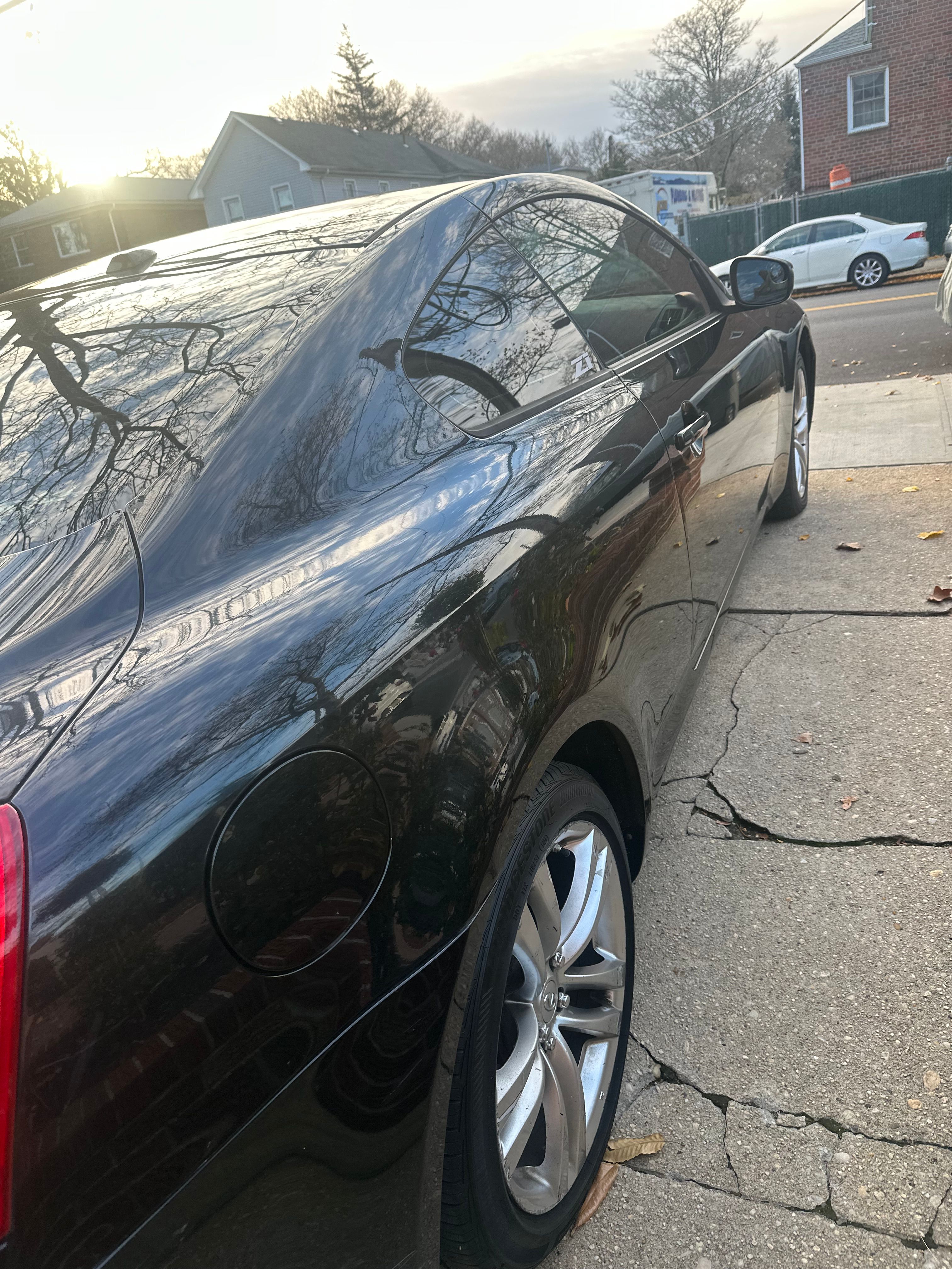Used 2009 INFINITI G37 x Coupe w/ Premium Pkg AWD/4WD image 10