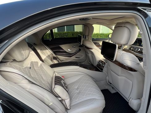 Used 2017 Mercedes-Benz S 550 4MATIC Sedan image 6