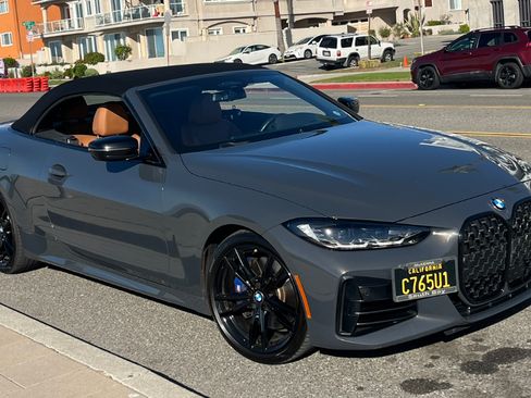 Used 2022 BMW M440i Convertible image 13