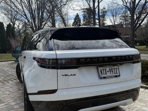 Used 2026 Land Rover Range Rover Velar Dynamic SE image 4