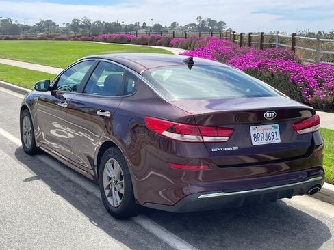 Used 2020 Kia Optima LX FWD image 2