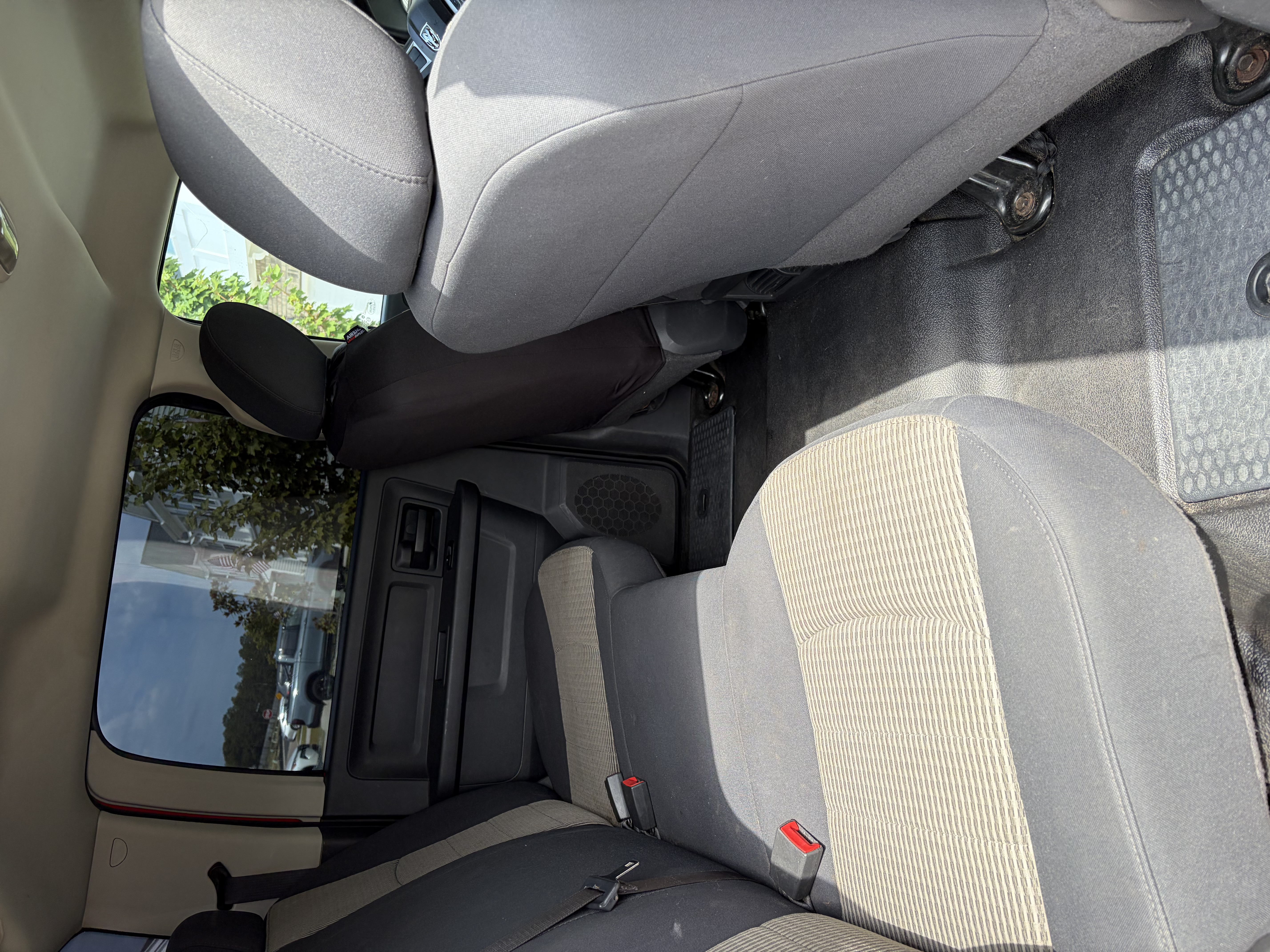 Used 2010 Dodge Ram 2500 Truck ST w/ ST Popular Equipment Group AWD/4WD image 19