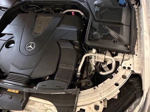 Used 2015 Mercedes-Benz C 400 4MATIC image 22