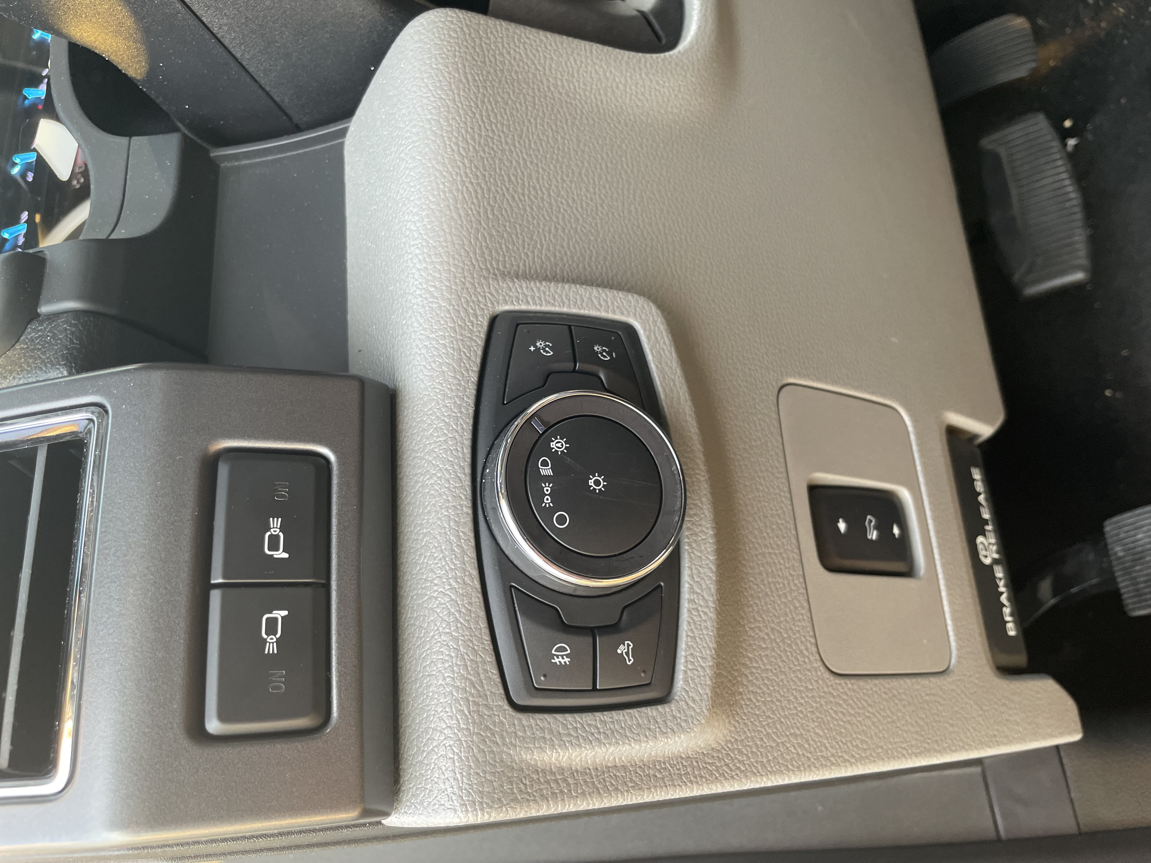 Used 2019 Ford F250 XLT w/ XLT Value Package AWD/4WD image 20