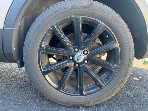 Used 2016 Ford Explorer Limited w/ Equipment Group 301A image 19