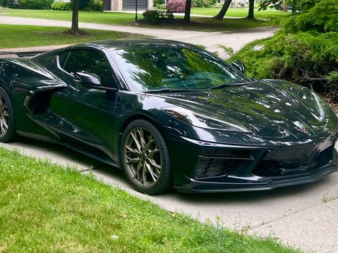 Used 2024 Chevrolet Corvette Stingray Premium Cpe w/ Z51 Performance Package image 1