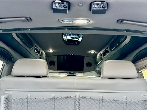 Used 2015 Ford Transit 150 130 Low Roof w/ Exterior Upgrade Package RWD image 12