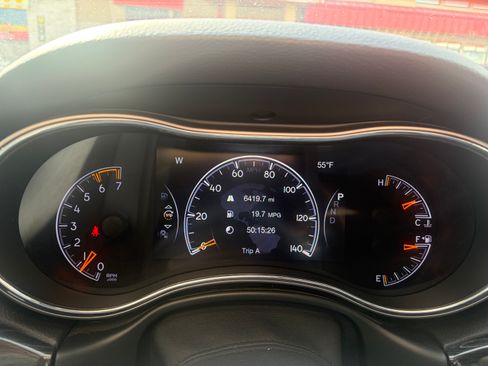 Used 2020 Jeep Grand Cherokee Trailhawk w/ Trailhawk Luxury Group image 13