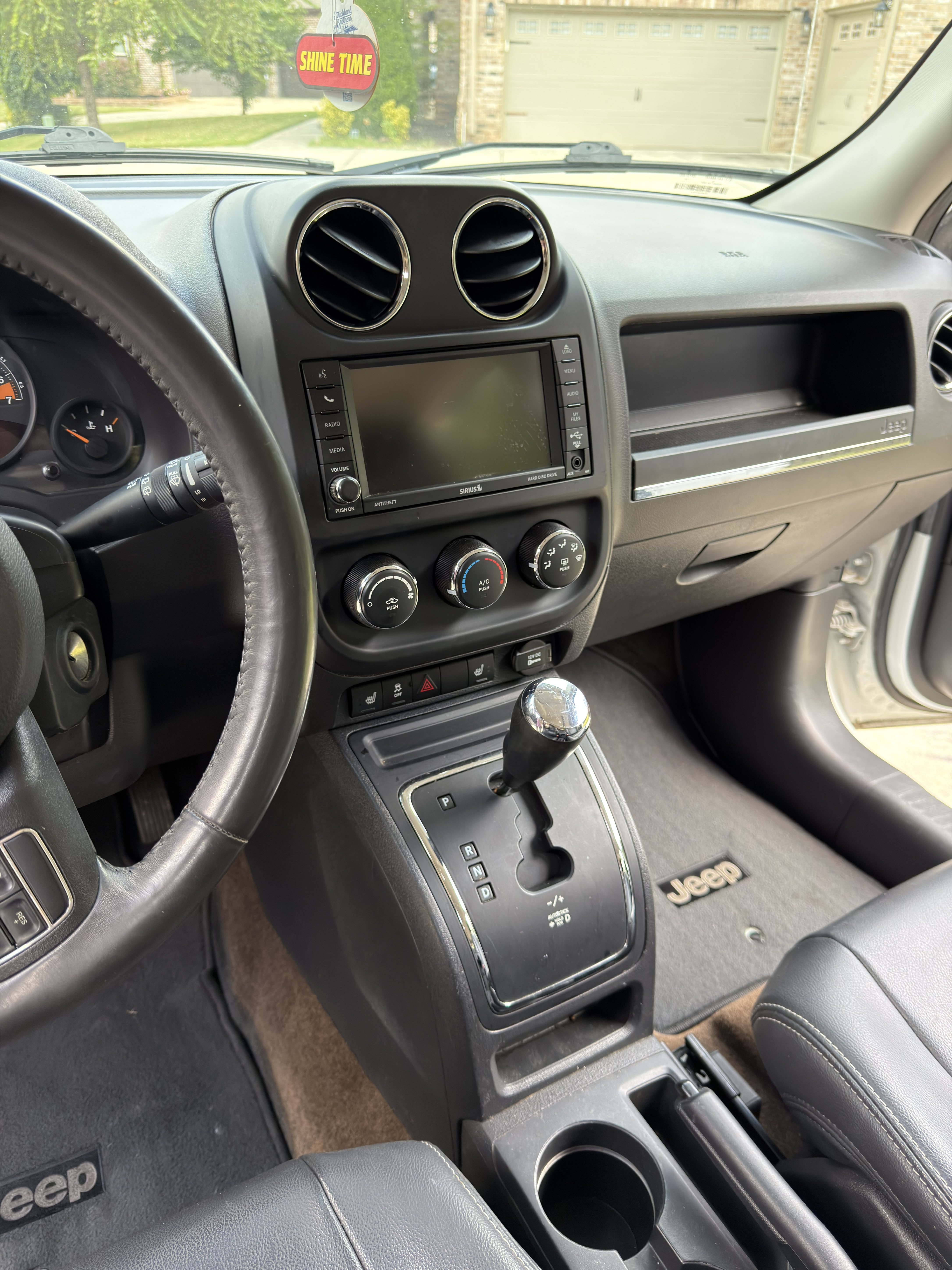 Used 2014 Jeep Patriot High Altitude FWD image 11