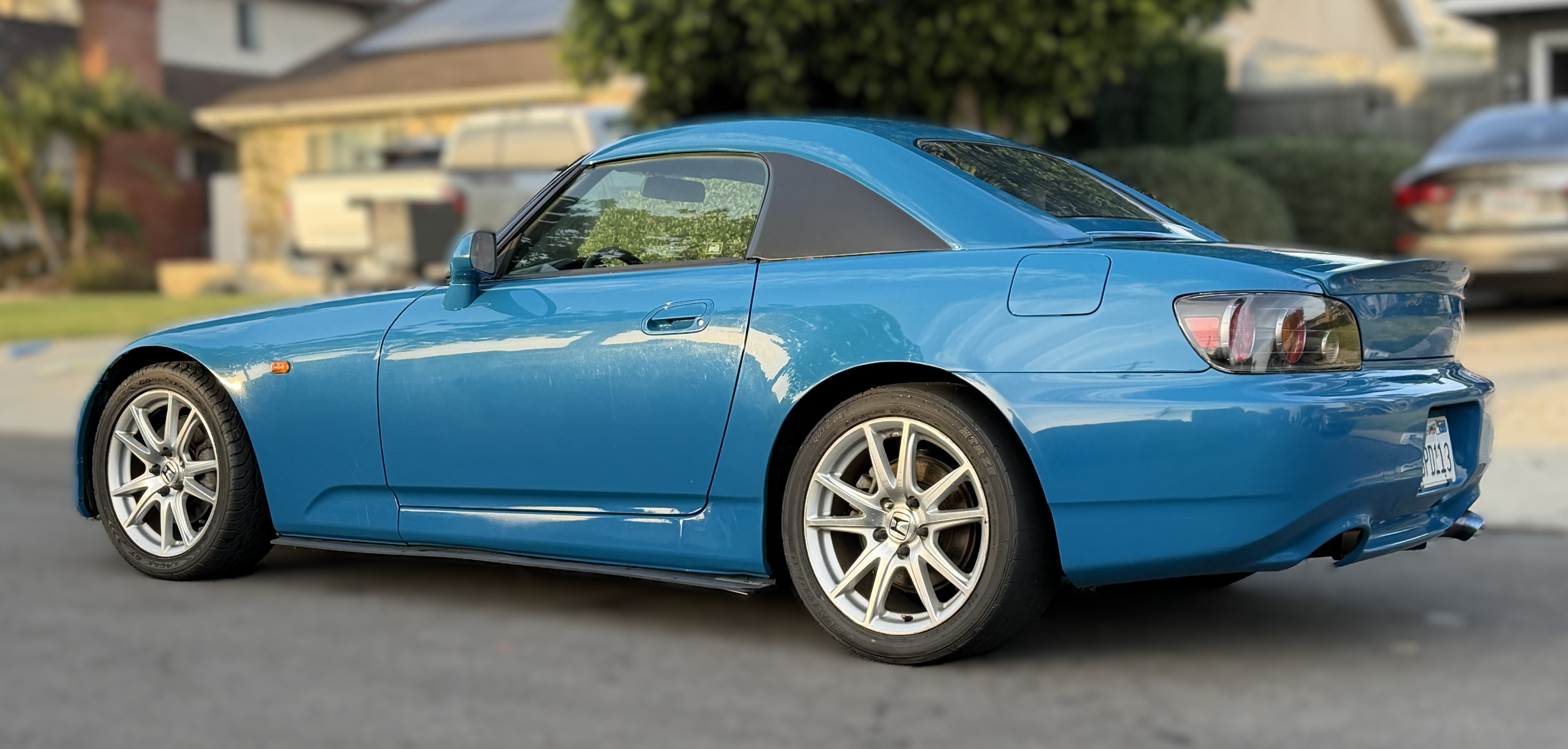Used 2004 Honda S2000 image 2