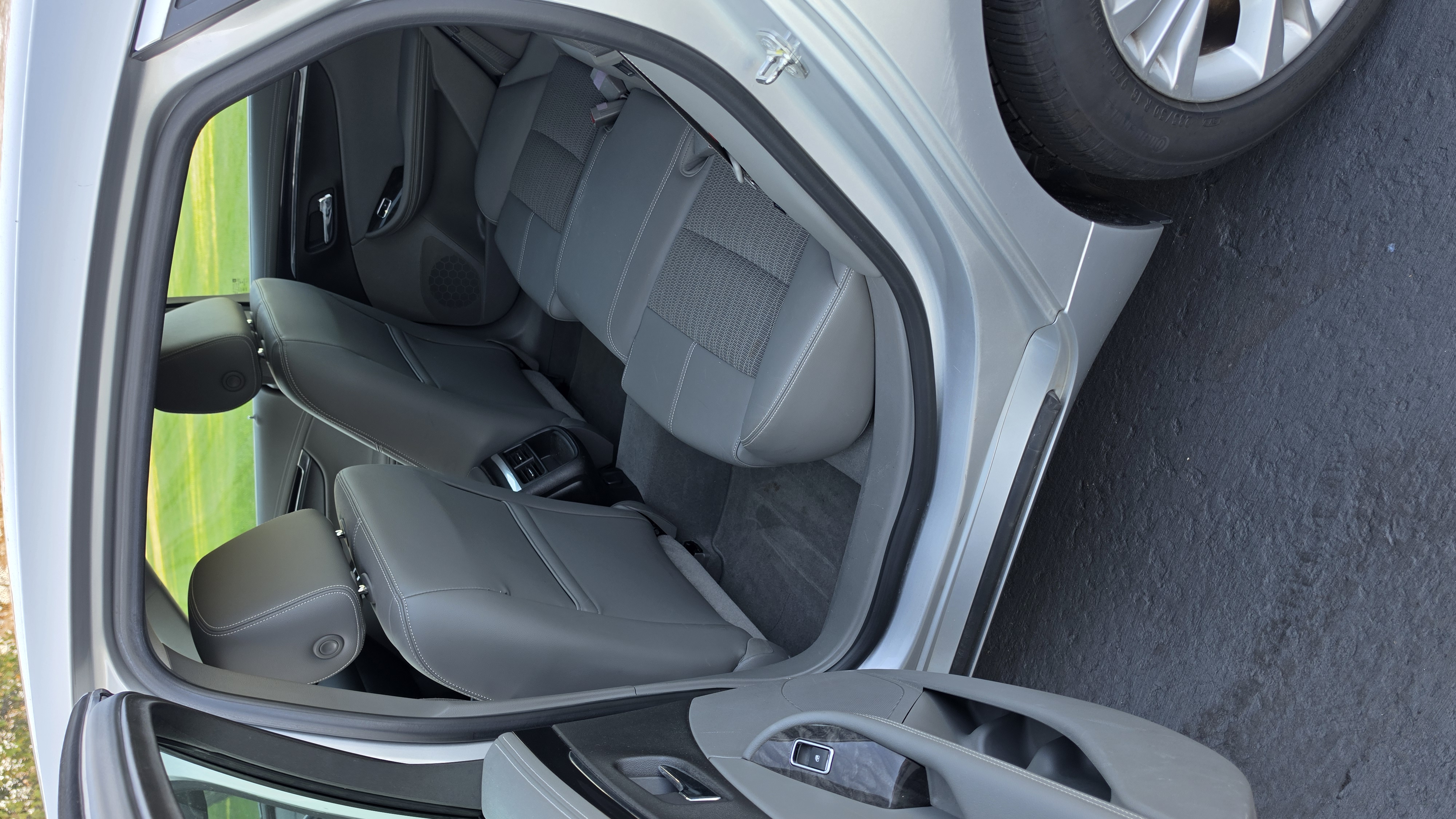 Used 2015 Chevrolet Impala LT w/ Convenience Package FWD image 8