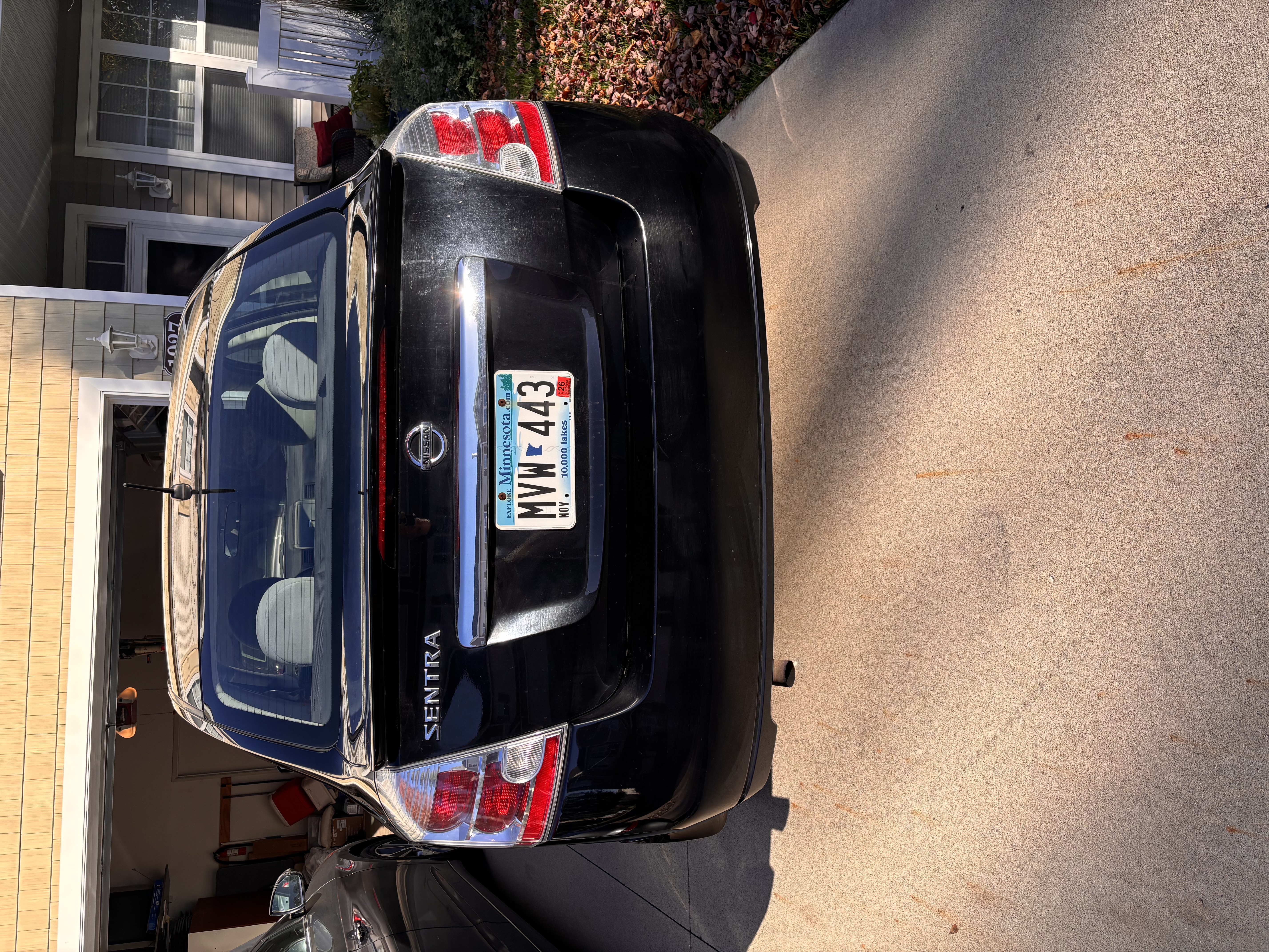 Used 2012 Nissan Sentra 2.0 S w/ Convenience Pkg FWD image 5