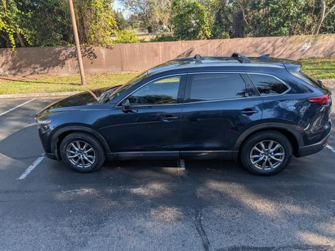 Used 2018 MAZDA CX-9 Touring image 1