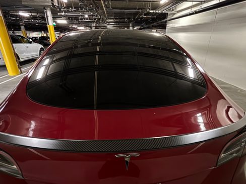 Used 2022 Tesla Model Y Performance AWD/4WD image 12