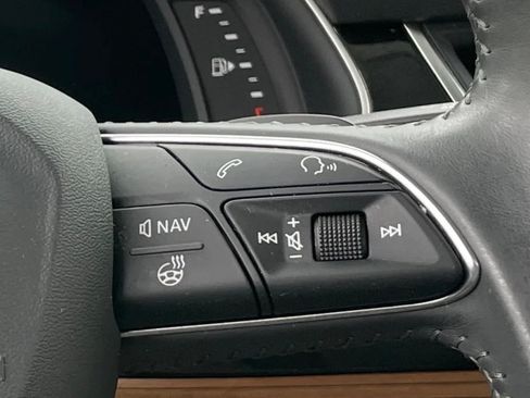Used 2017 Audi Q7 3.0T Premium Plus AWD/4WD image 10