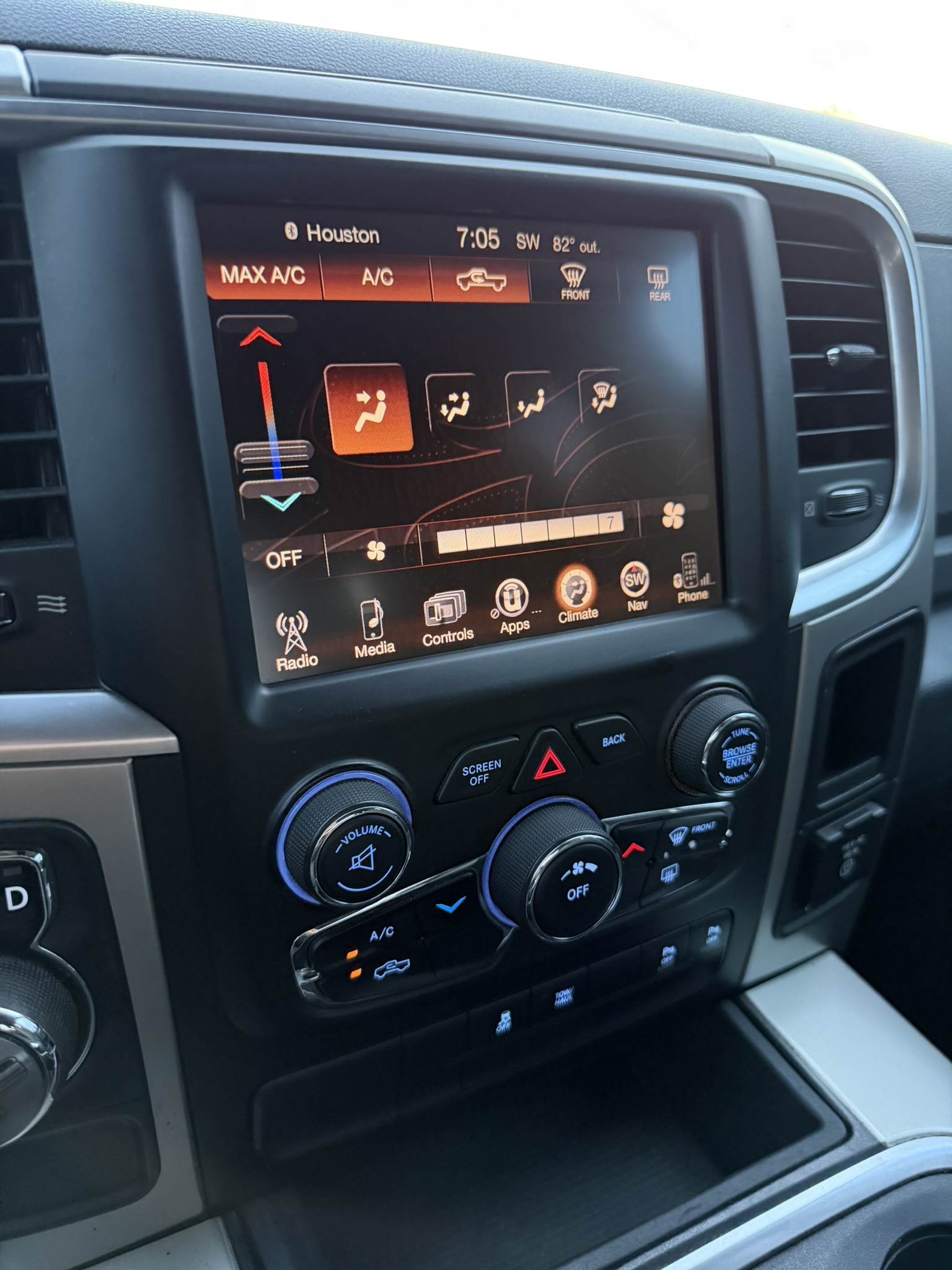 Used 2016 RAM 1500 Lone Star RWD image 18