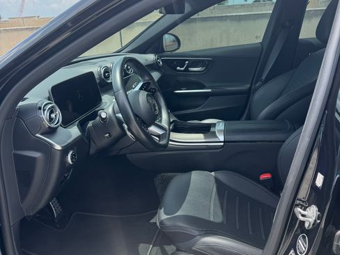 Used 2023 Mercedes-Benz C 300 Sedan image 12