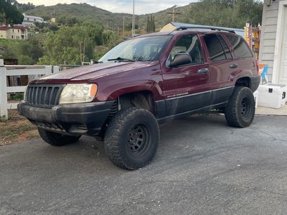 Used 2002 Jeep Grand Cherokee Laredo
