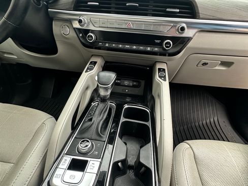 Used 2021 Kia Telluride EX w/ EX Premium Package image 10