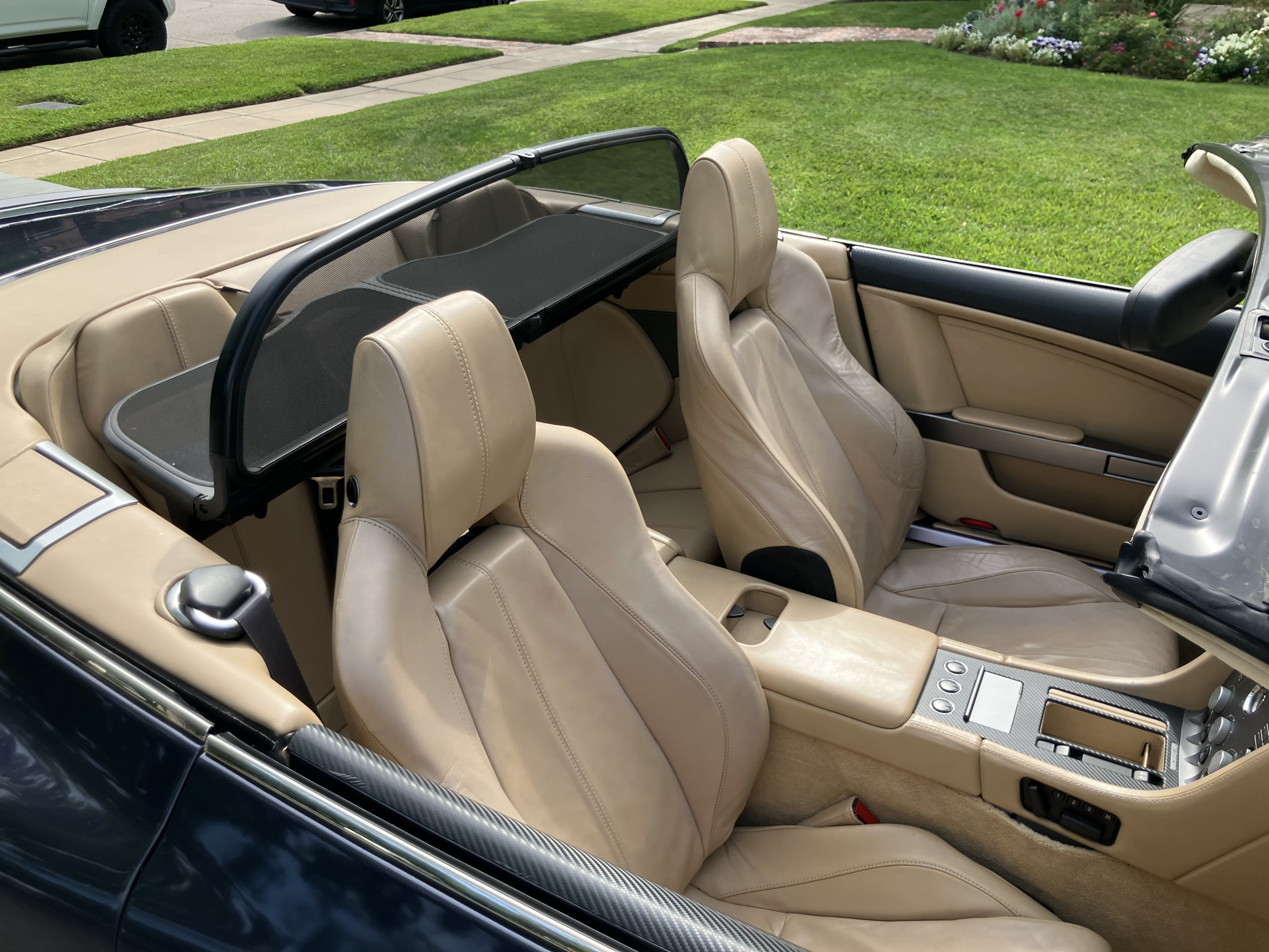 Used 2007 Aston Martin DB9 Volante RWD image 1