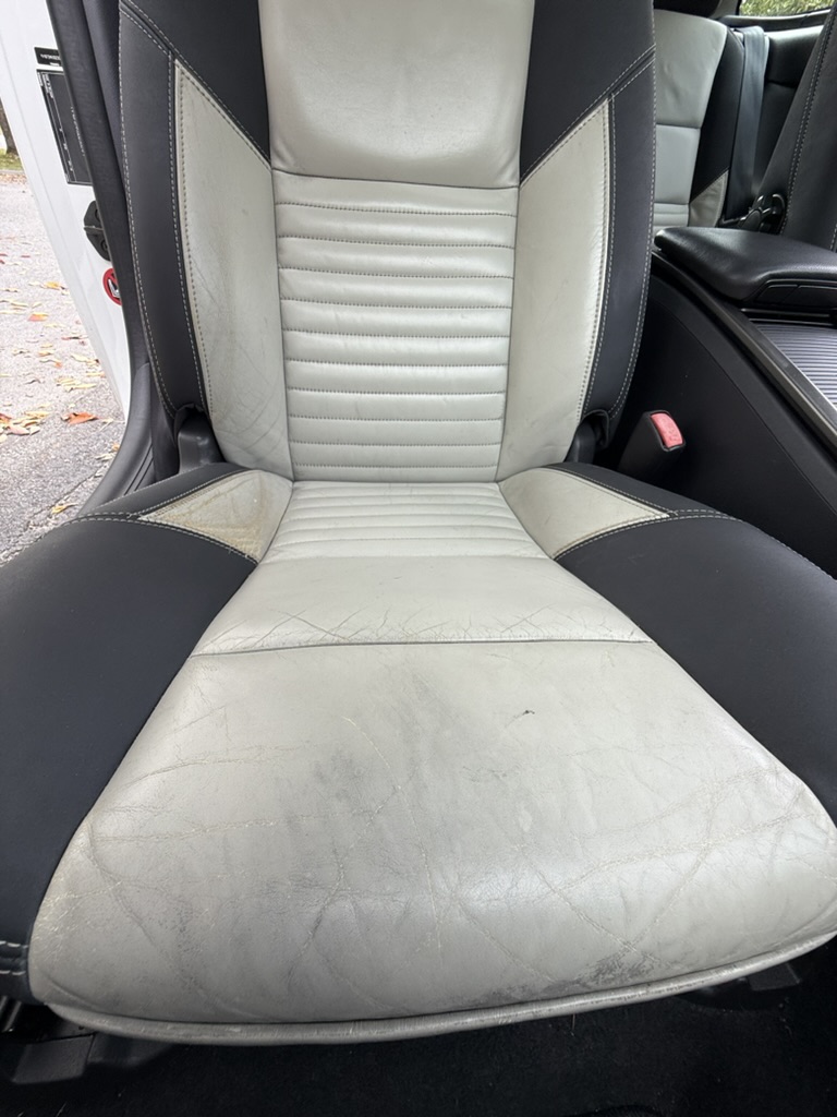 Used 2013 Volvo C30 T5 R-Design FWD image 26