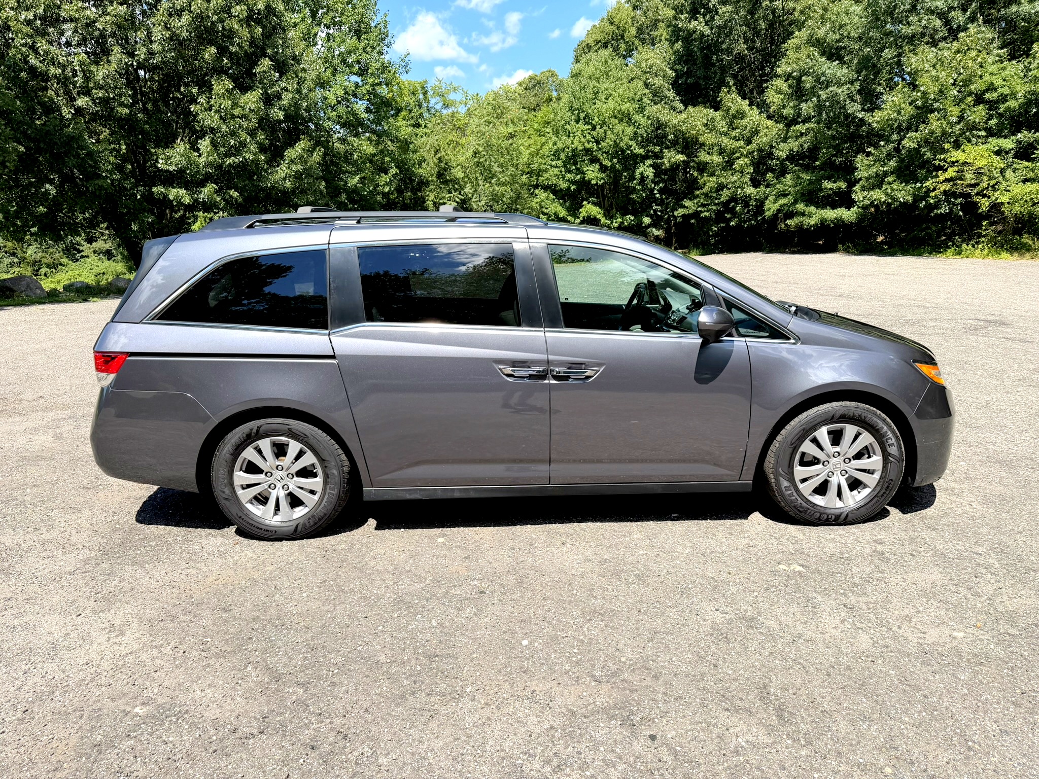 Used 2016 Honda Odyssey EX-L image 9