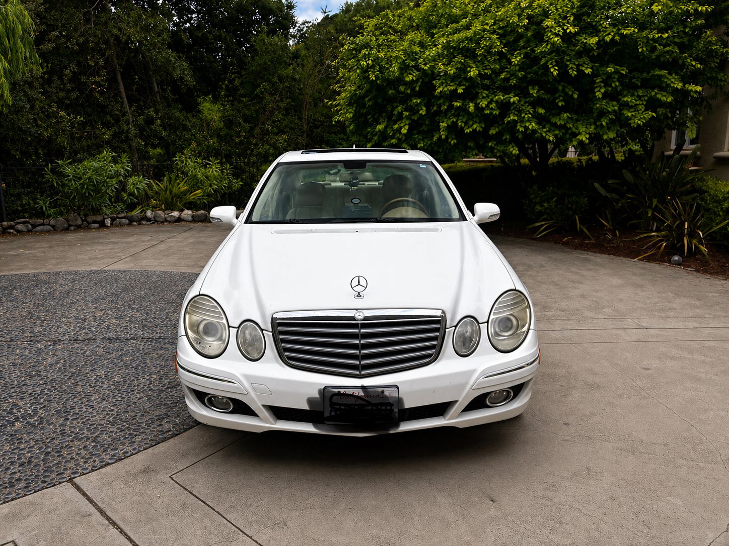 Used 2007 Mercedes-Benz E 350 4MATIC Sedan image 5