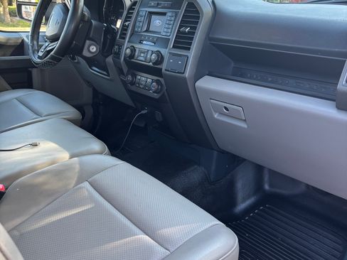 Used 2022 Ford F250 XL w/ STX Appearance Package AWD/4WD image 10