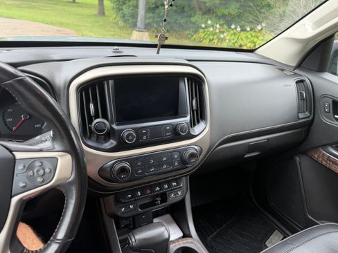 Used 2021 GMC Canyon Denali AWD/4WD image 8