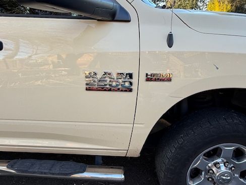 Used 2017 RAM 2500 Big Horn image 2