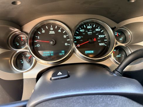 Used 2011 GMC Sierra 1500 SLE w/ Power Tech Package AWD/4WD image 11