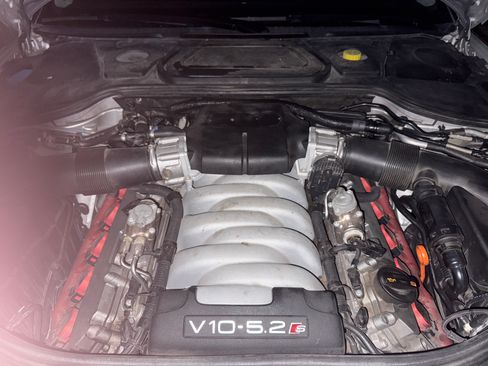 Used 2008 Audi S8 image 14